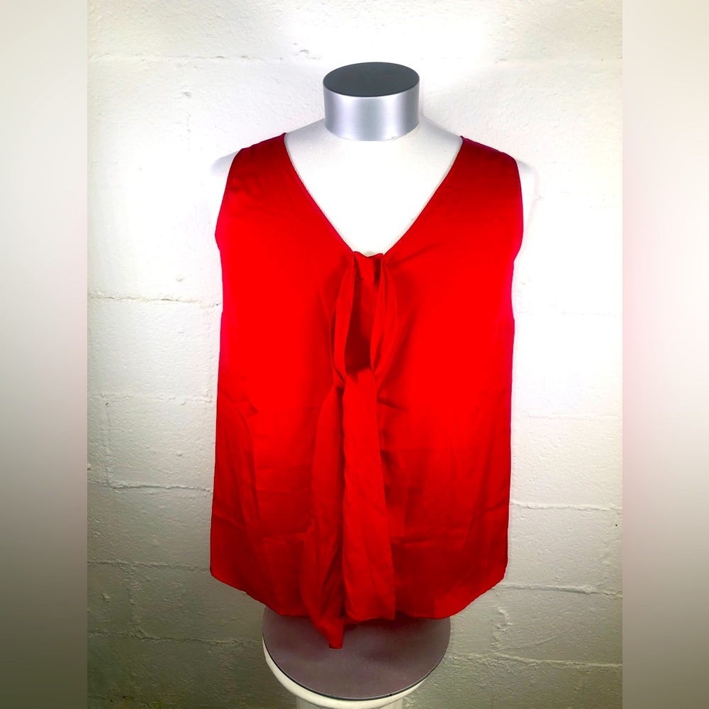 Red Avenue sleeveless 14/16 top